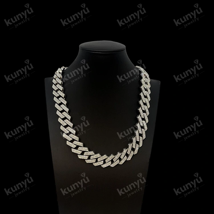 Trendy Küba Sokak Gerdanlığı